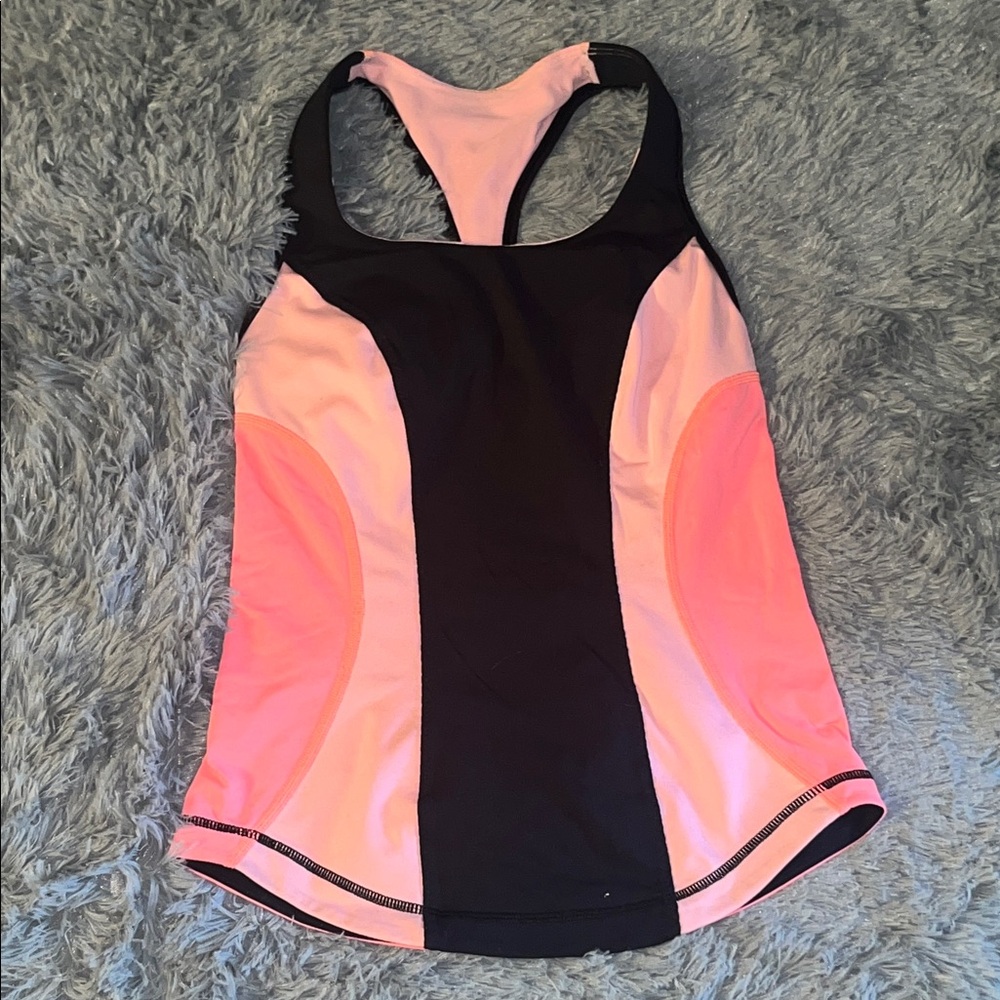 Lulelemon top